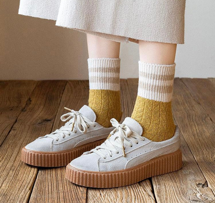 Calze Invernali: Guida alla Scelta per Gambe al Caldo Calze Invernali: Guida alla Scelta per Gambe al Caldo